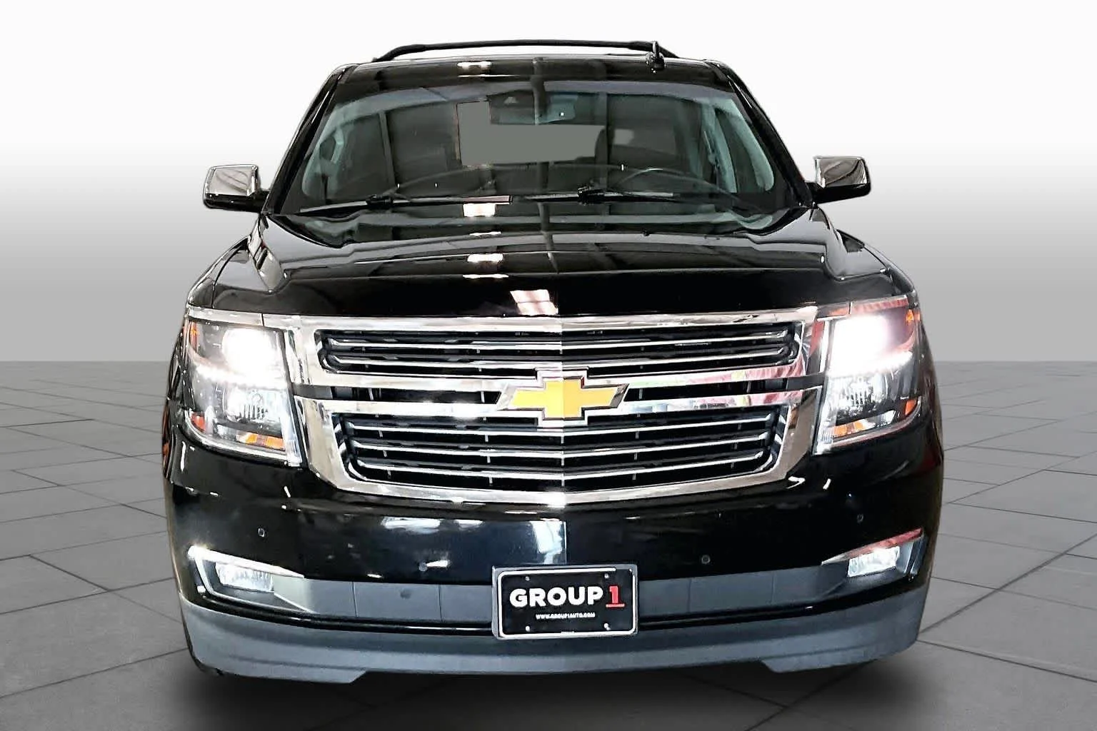 Used 2019 Black Chevrolet Premier image 4