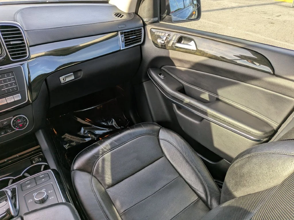 Used 2018  Mercedes-Benz GLS 550 image 16