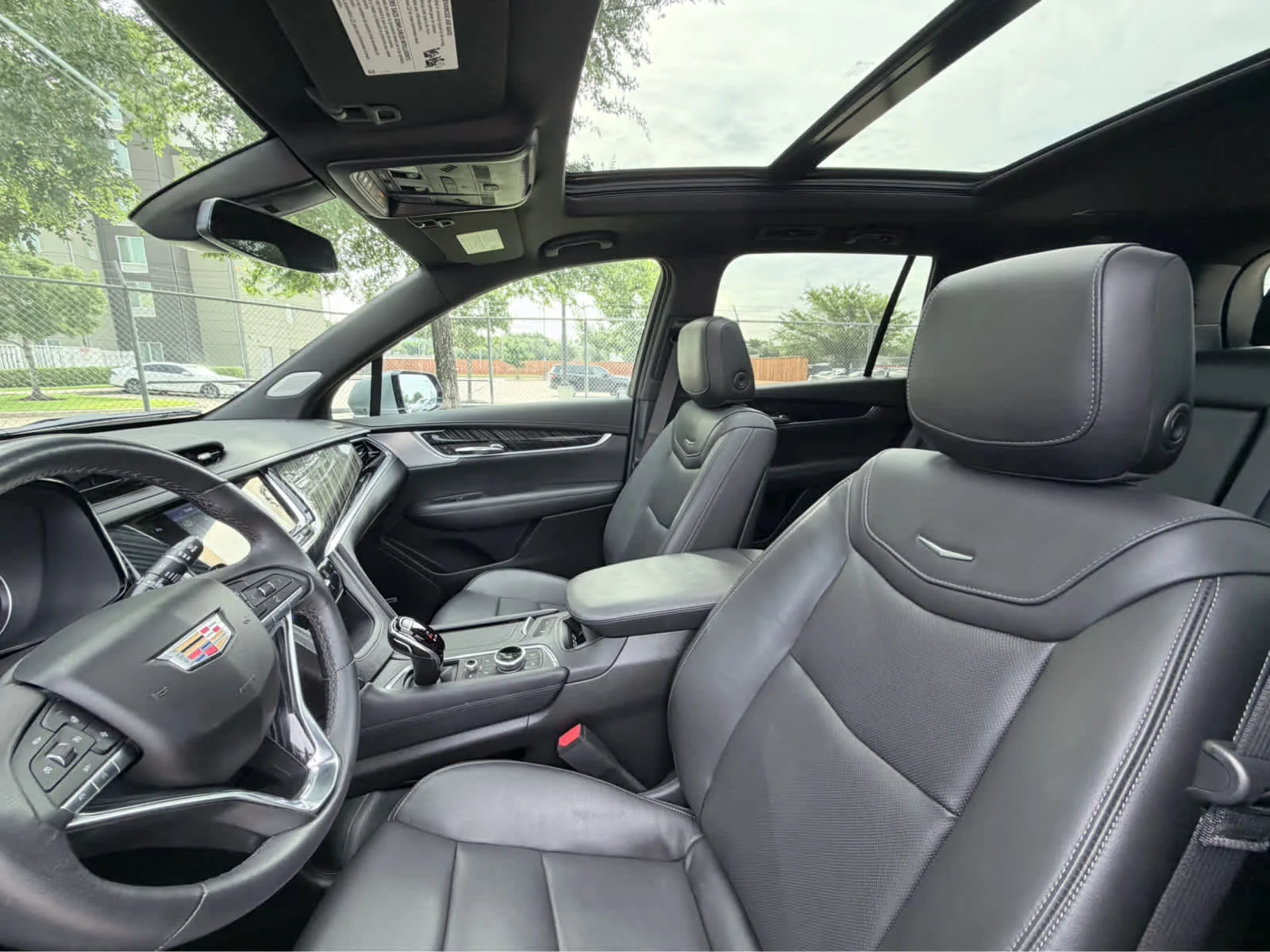 Used 2024 Argent Silver Metallic Cadillac Premium Luxury image 15