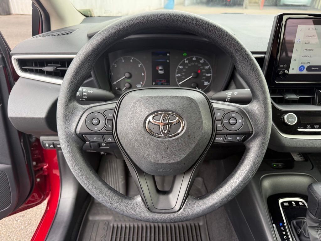2025 Toyota Corolla LE - Photo 21