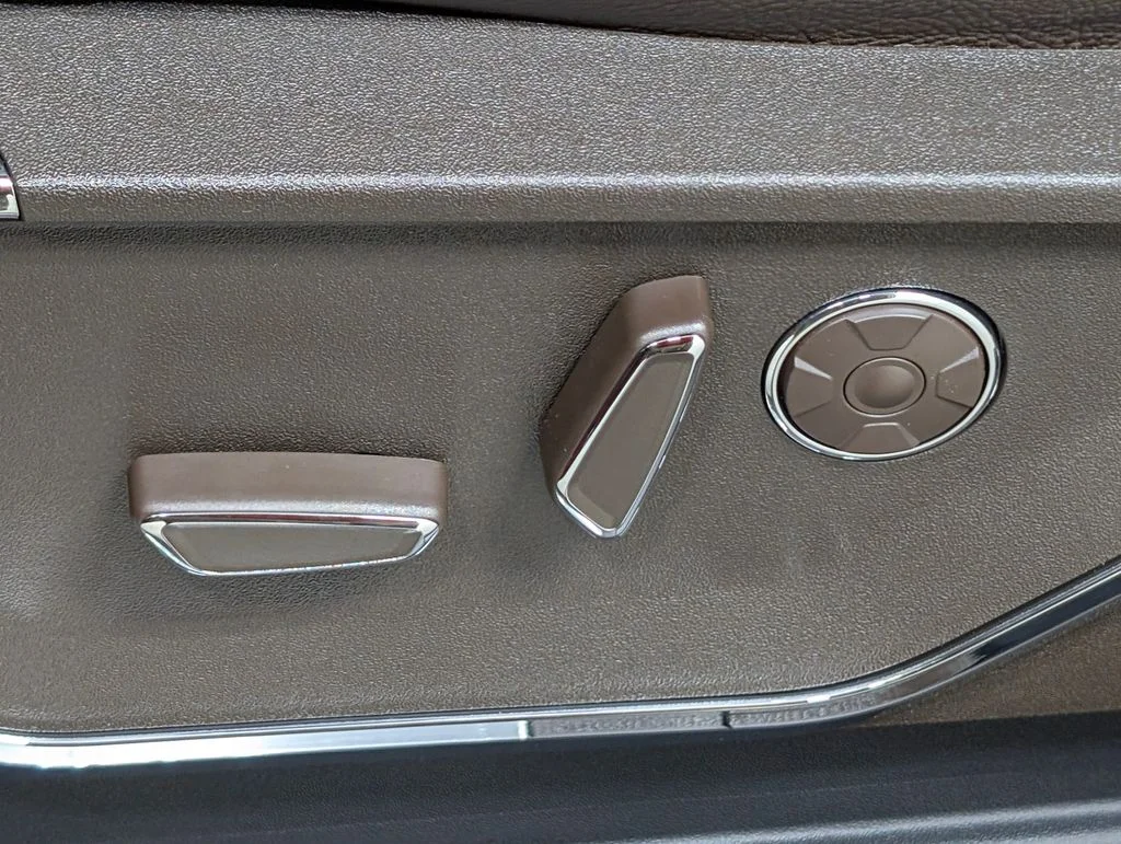 New 2026 Ruby Red Metallic Tinted Clearcoat Ford King Ranch® image 17