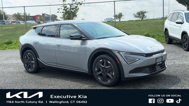 New 2026 Wolf Gray Kia LIGHT image 2