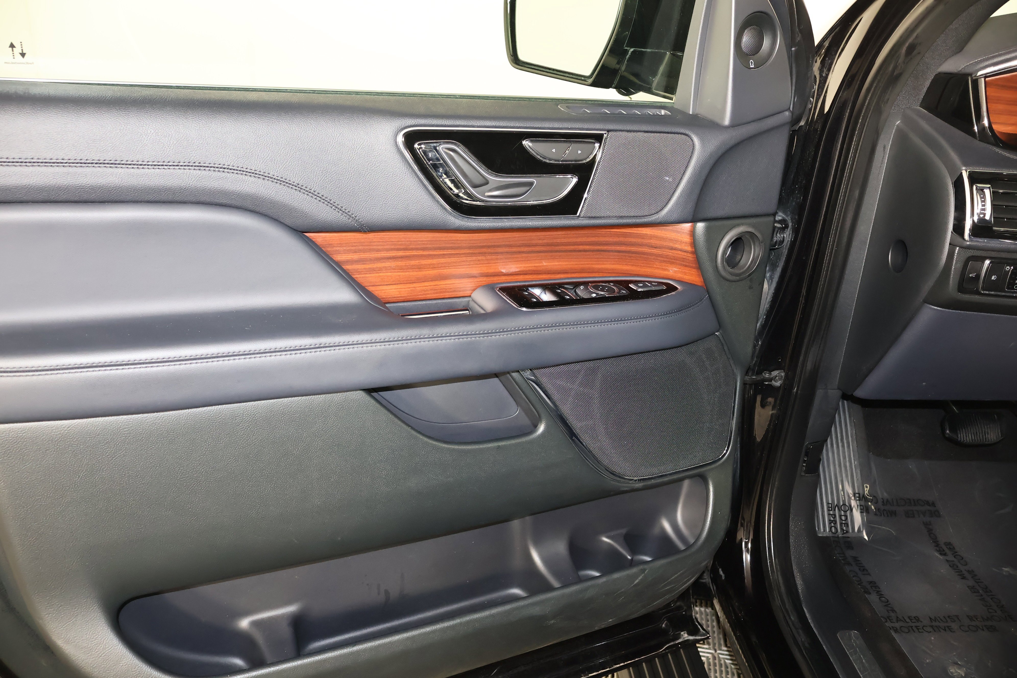 2024 Lincoln Navigator Premiere - Photo 40