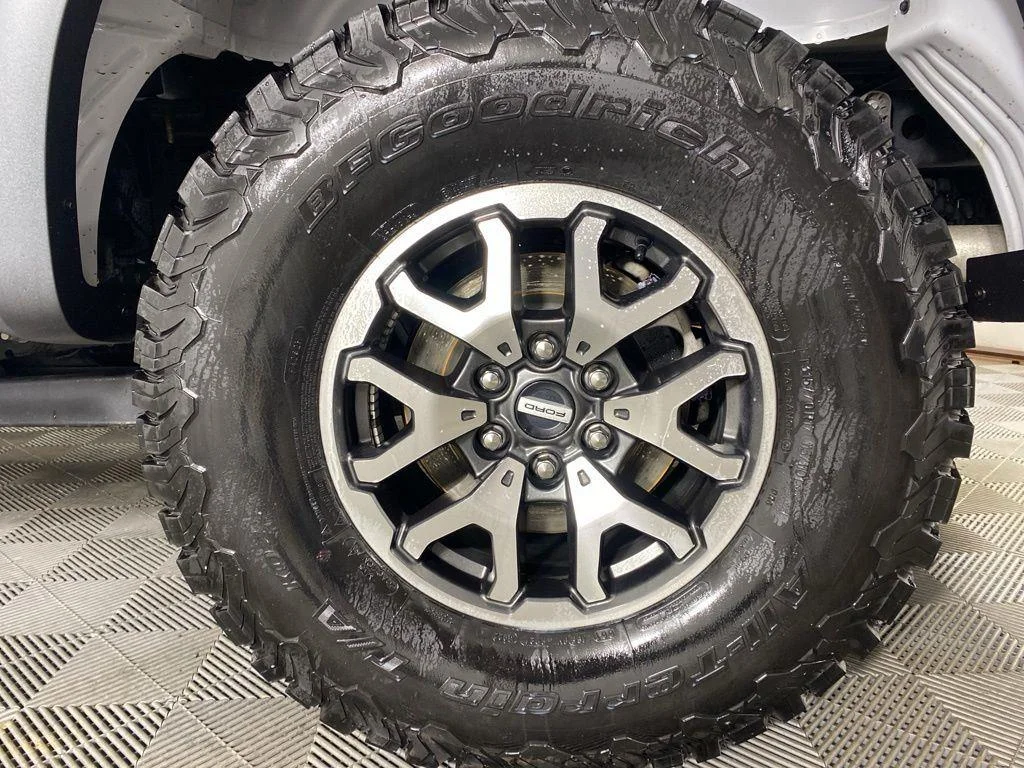 Used 2023 Oxford White Ford Raptor image 17
