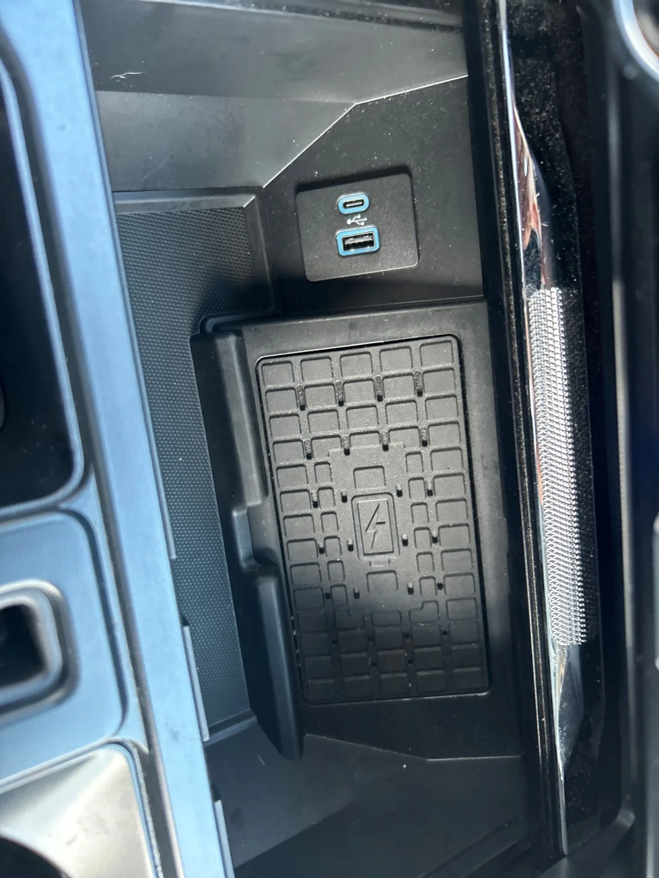 Used 2024 Blue Ford Platinum image 14