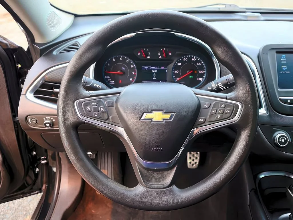 2016 Chevrolet Malibu 1LT - Photo 15