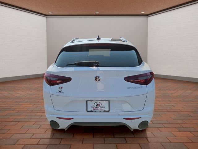 Used 2022 White Alfa Romeo Veloce image 8