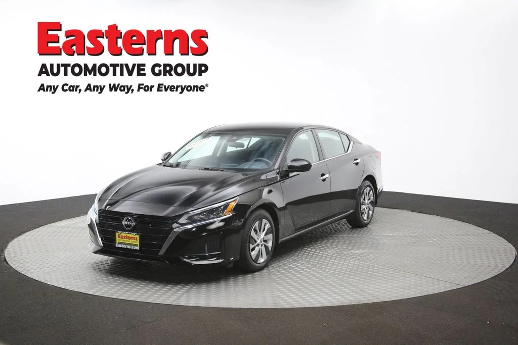 Used 2023 Black Nissan 2.5 S image 54