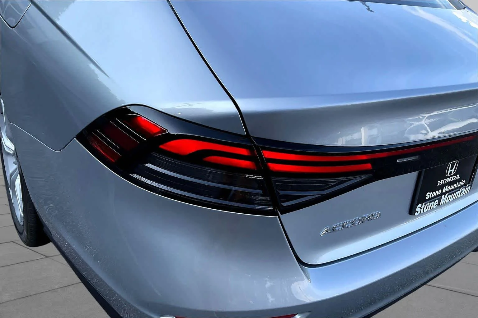 New 2026 Solar Silver Metallic Honda LX image 14