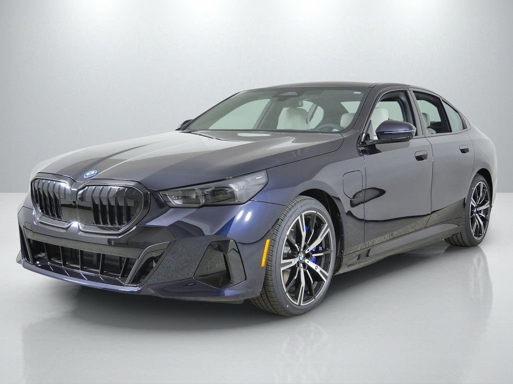 2027 BMW 5 Series 550e xDrive Sedan's photo