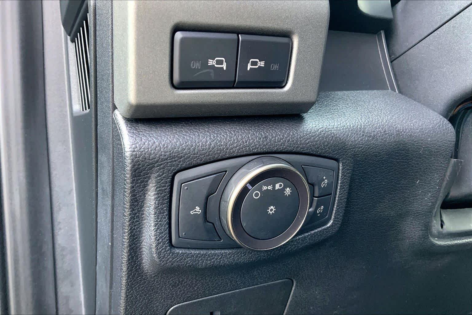 Used 2019 Magnetic Metallic Ford Raptor image 63