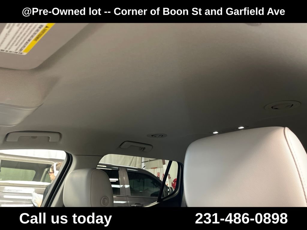 Used 2019 White GMC SLT-1 image 13