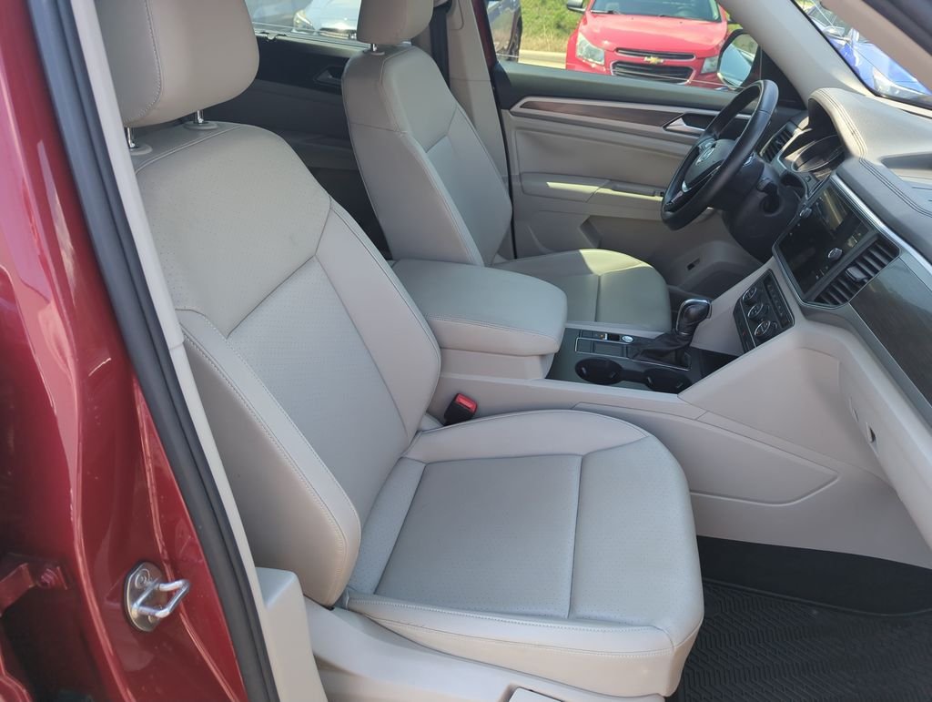 Used 2018  Volkswagen 3.6L V6 SE image 39