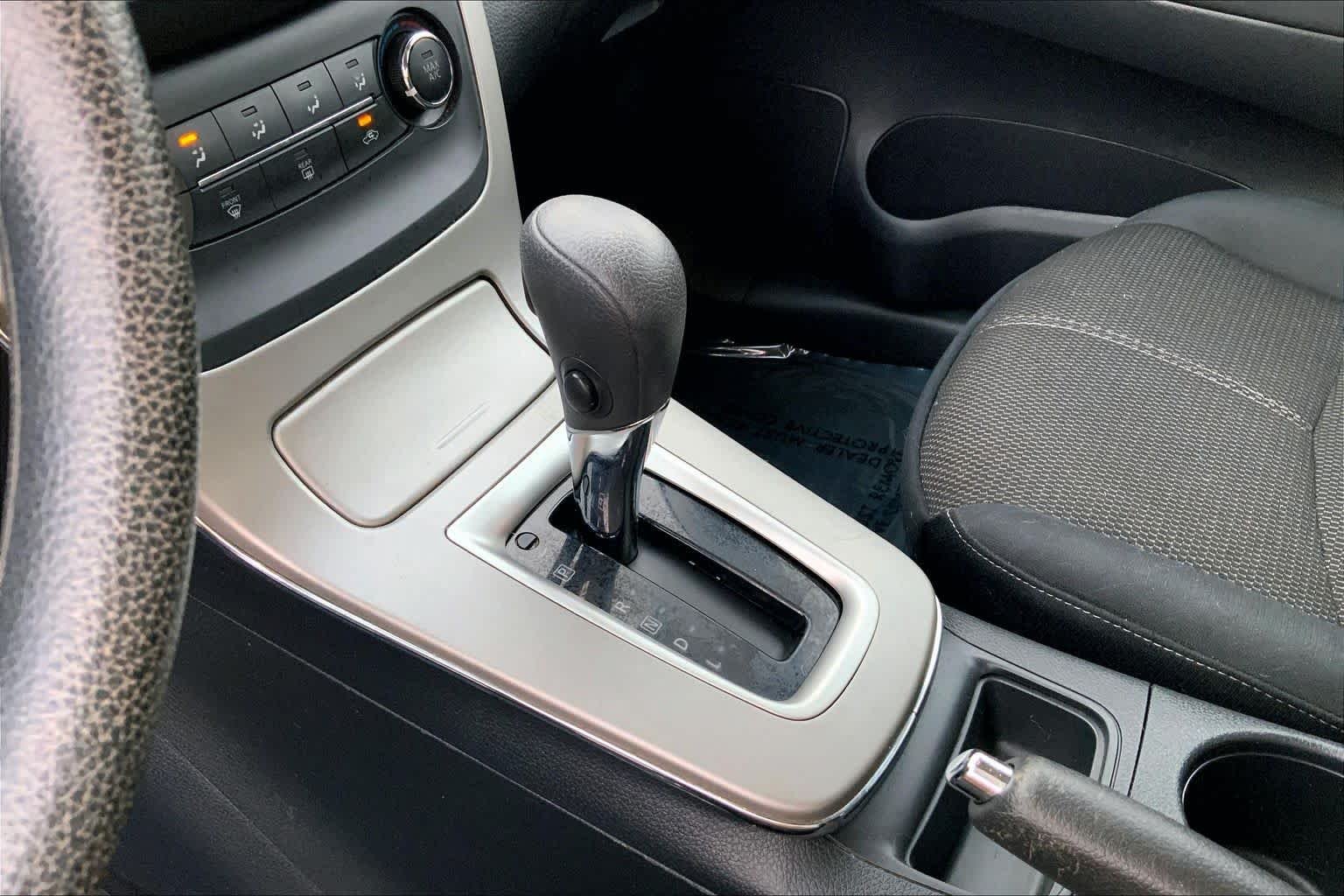 Used 2015 Fresh Powder Nissan S image 16