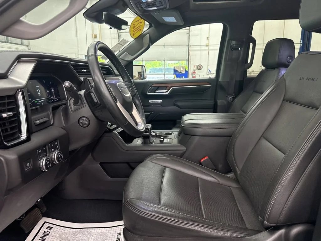 Used 2023 Sterling Metallic GMC Denali image 9