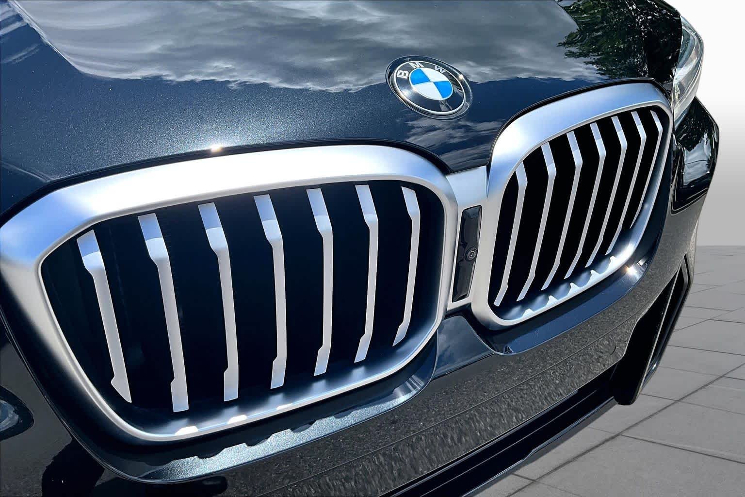 Certified Used 2024 Black Sapphire Metallic BMW sDrive30i image 32
