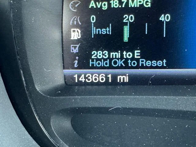 Used 2013  Ford  image 22
