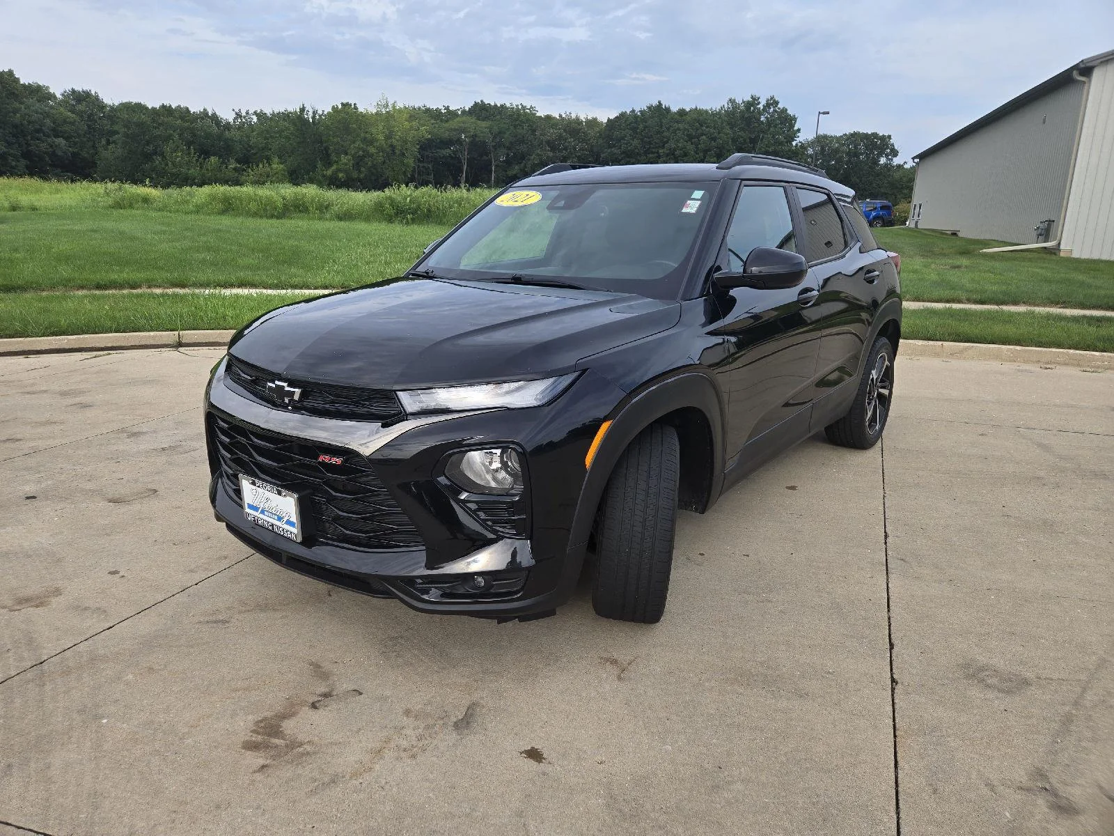 Used 2021 Mosaic Black Metallic Chevrolet RS image 4