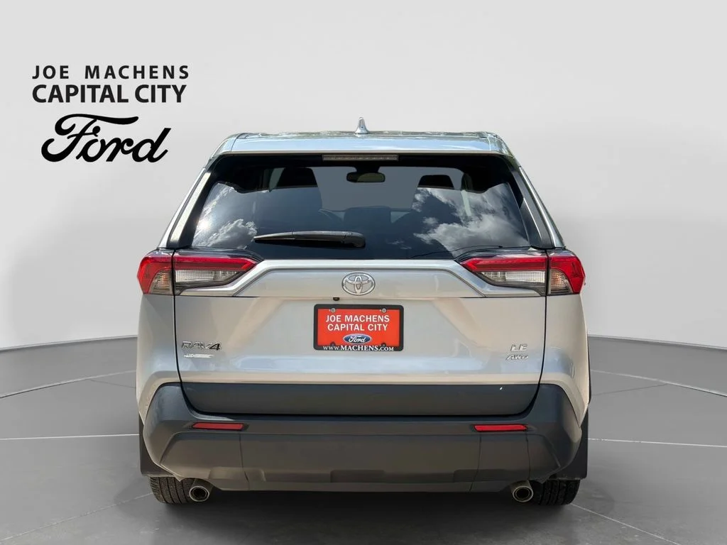 Used 2022 Silver Sky Metallic Toyota LE image 6