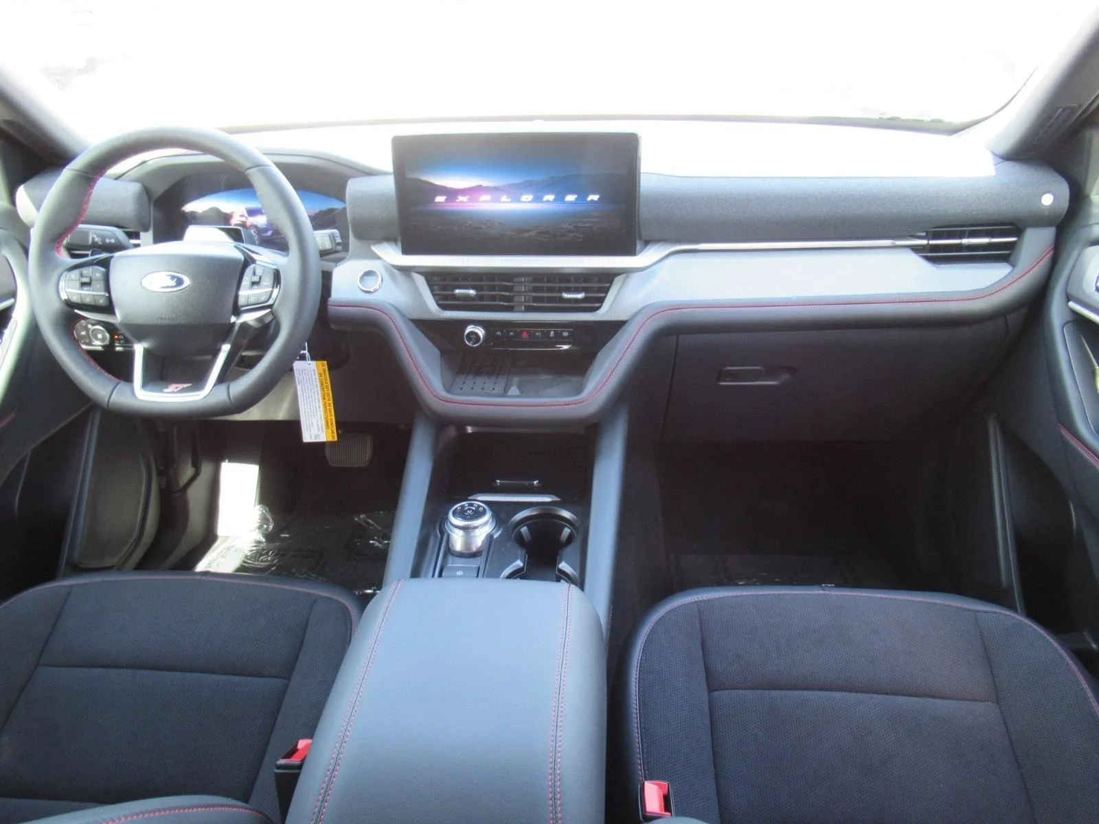 2025 Ford Explorer ST - Photo 12