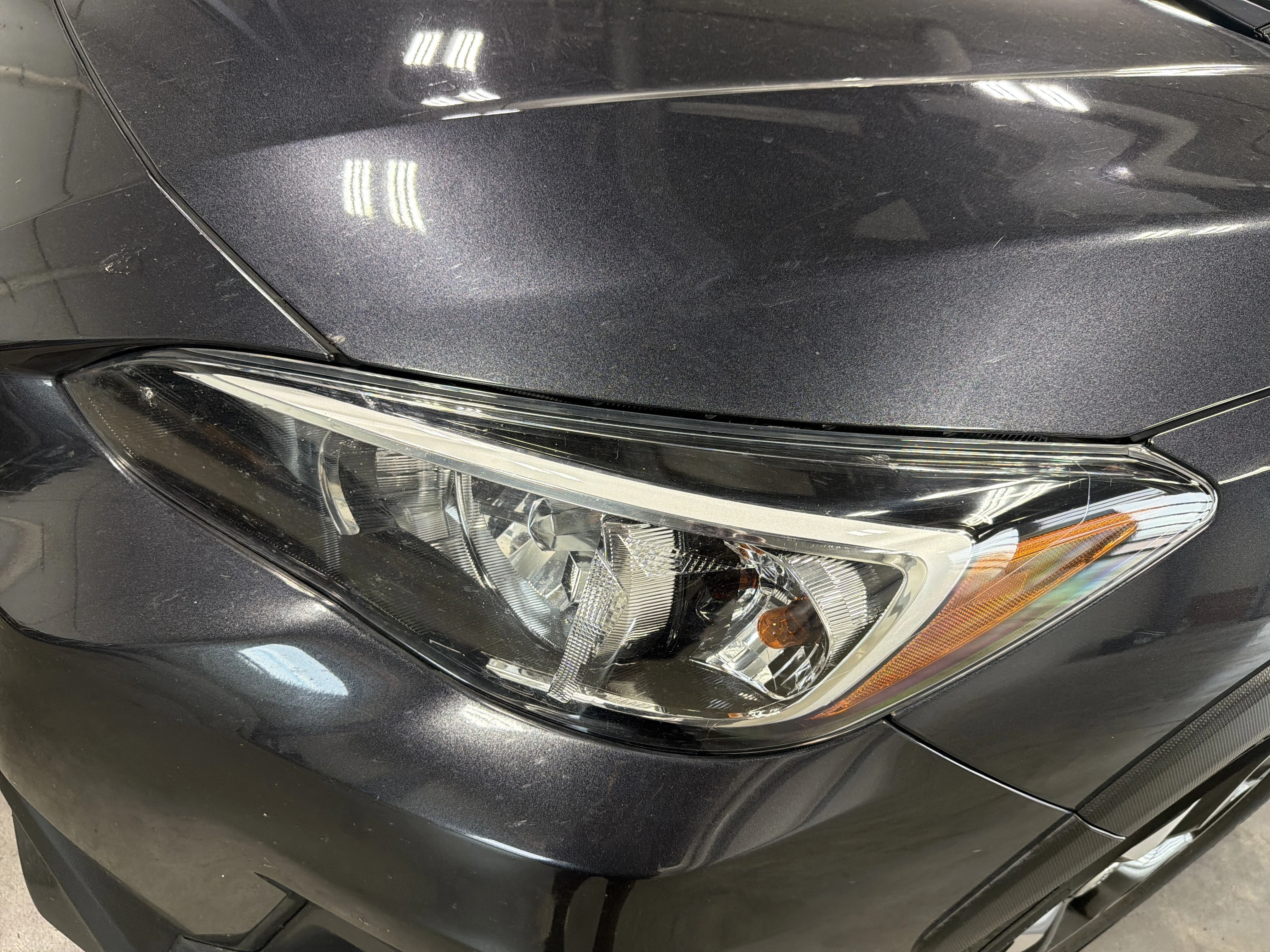 Used 2018 Dark Gray Metallic Subaru Premium image 8