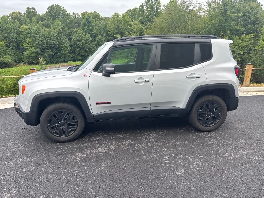 2018 Jeep Renegade Trailhawk 4WD photo