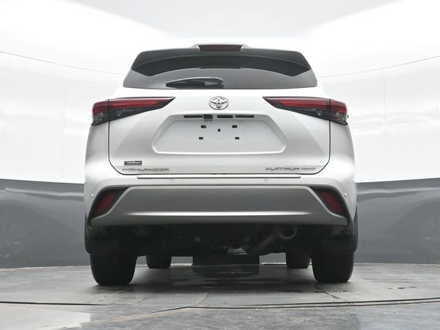 Used 2024 Beige Toyota Platinum image 18