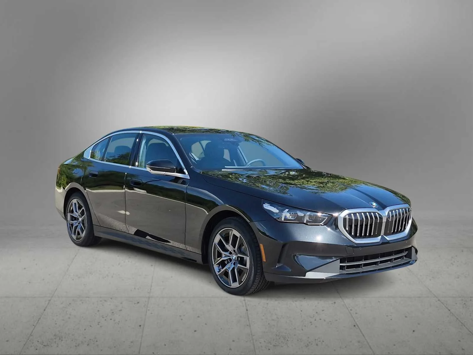 New 2027 Black Sapphire Metallic BMW 530i xDrive image 2