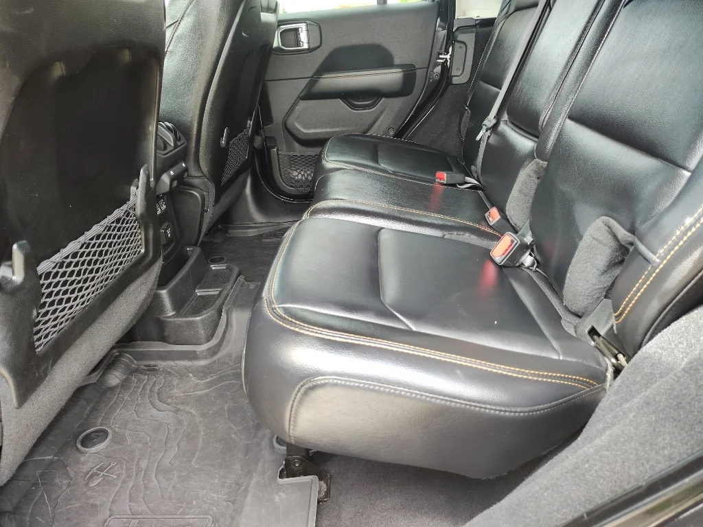 Used 2024 Black Clearcoat Jeep Sahara image 11