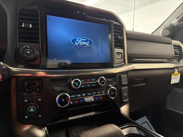 New 2026 Carbonized Gray Metallic Ford King Ranch® image 32