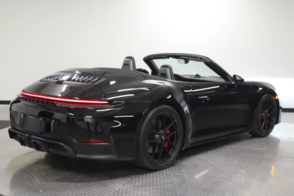 2026 Porsche 911 GTS - Photo 7