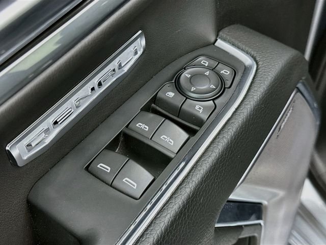 Used 2023 Silver GMC Denali image 18