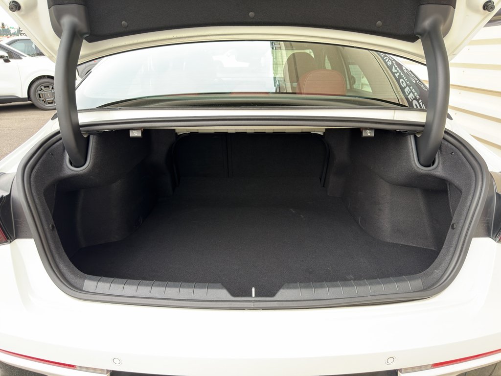 Certified Used 2025 Snow White Pearl Kia GT-Line image 15
