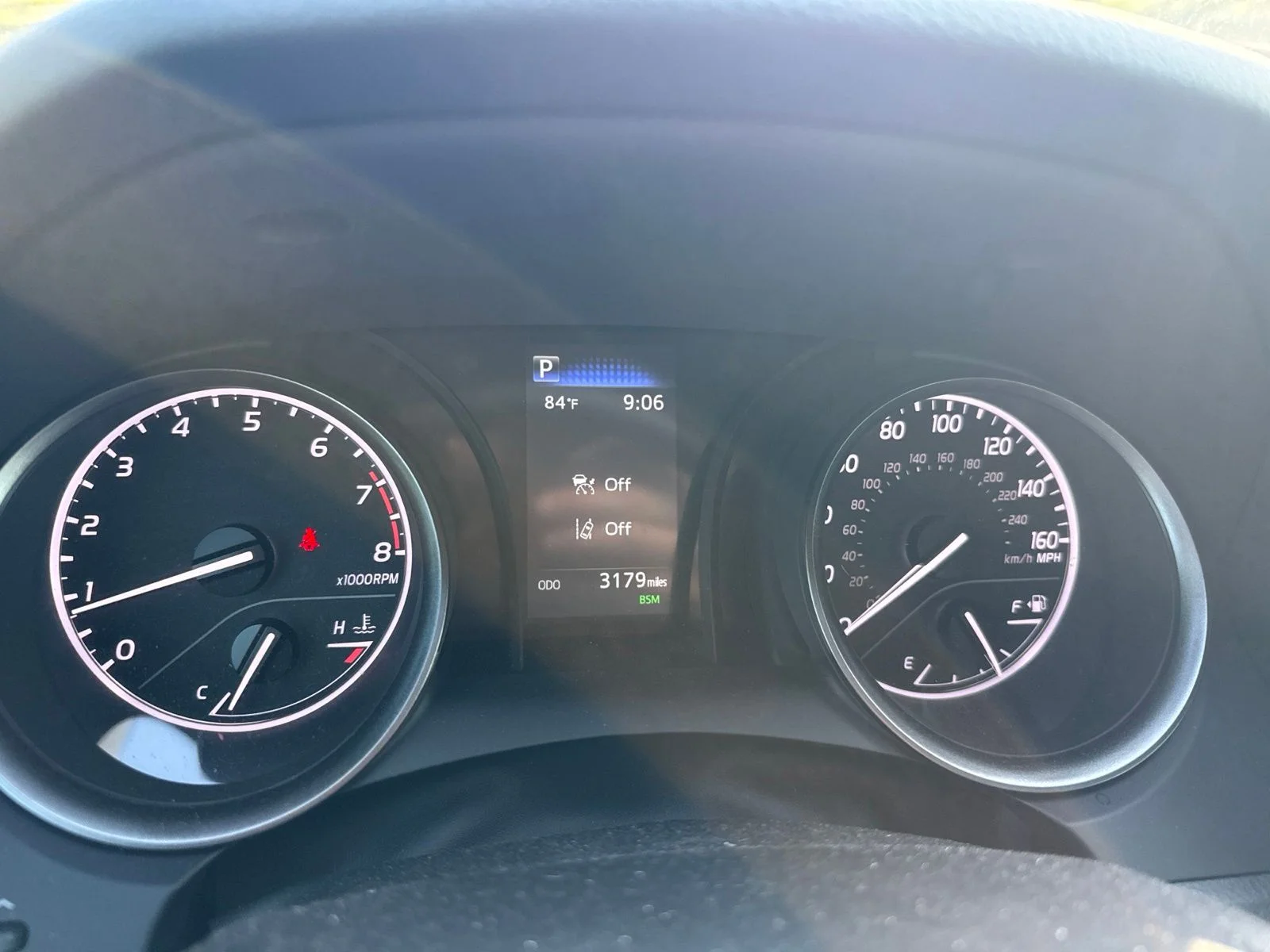Used 2024 White Toyota SE image 6
