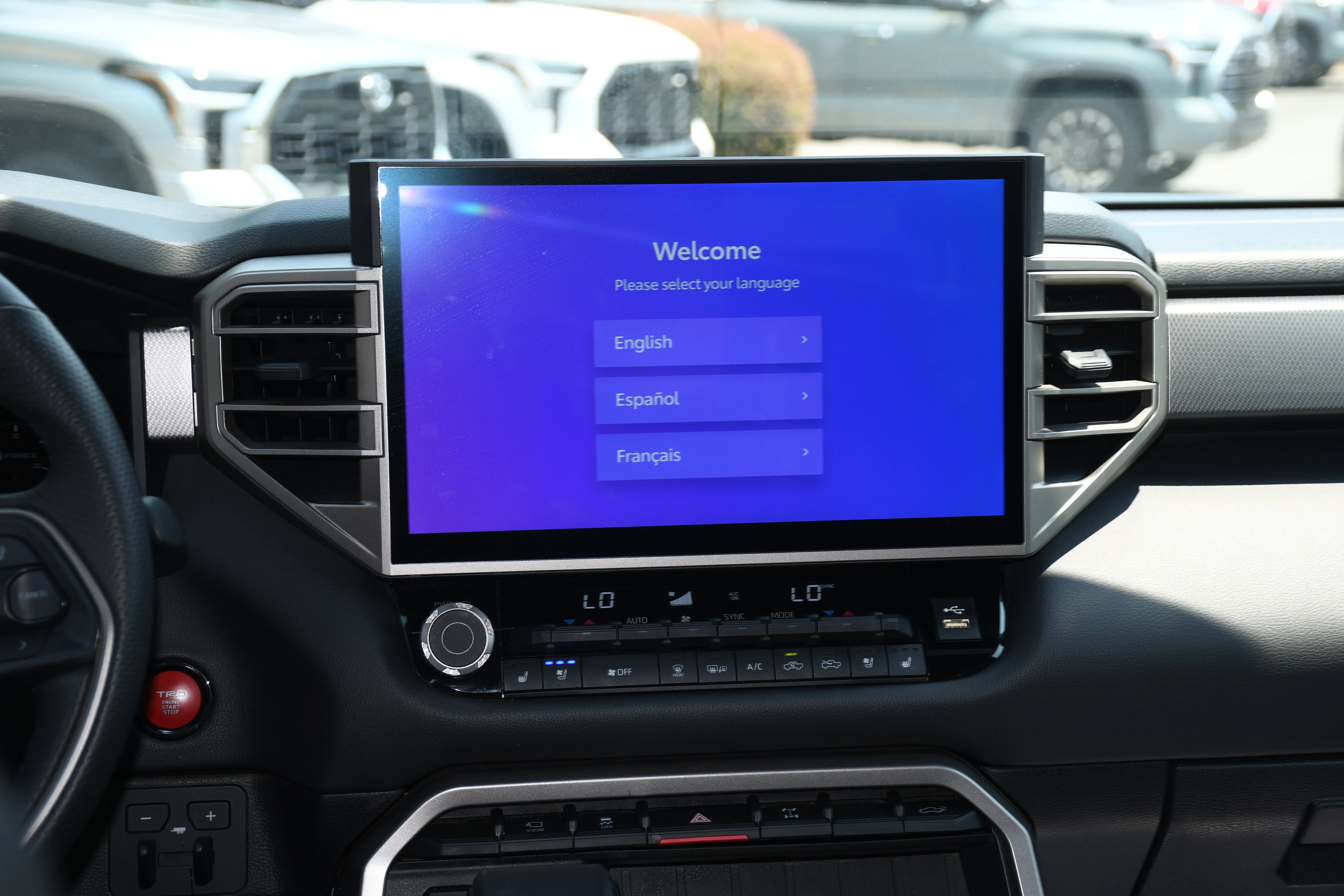 2025 Toyota Tundra Limited - Photo 17