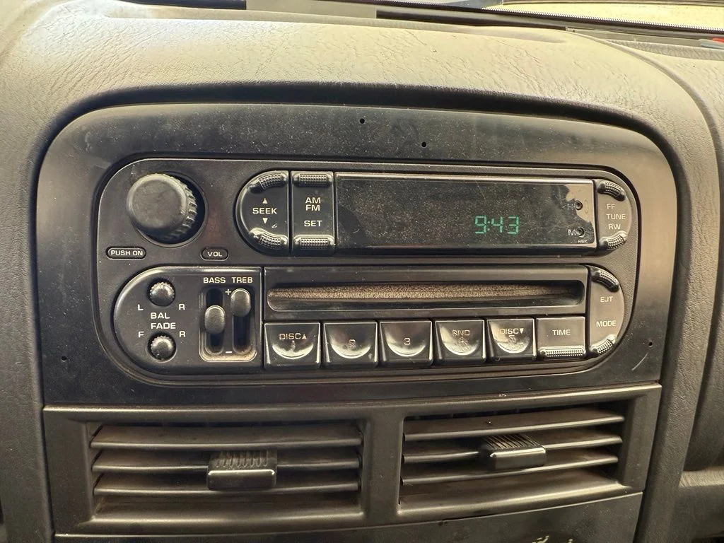 Used 2004 Stone White Jeep Laredo image 19