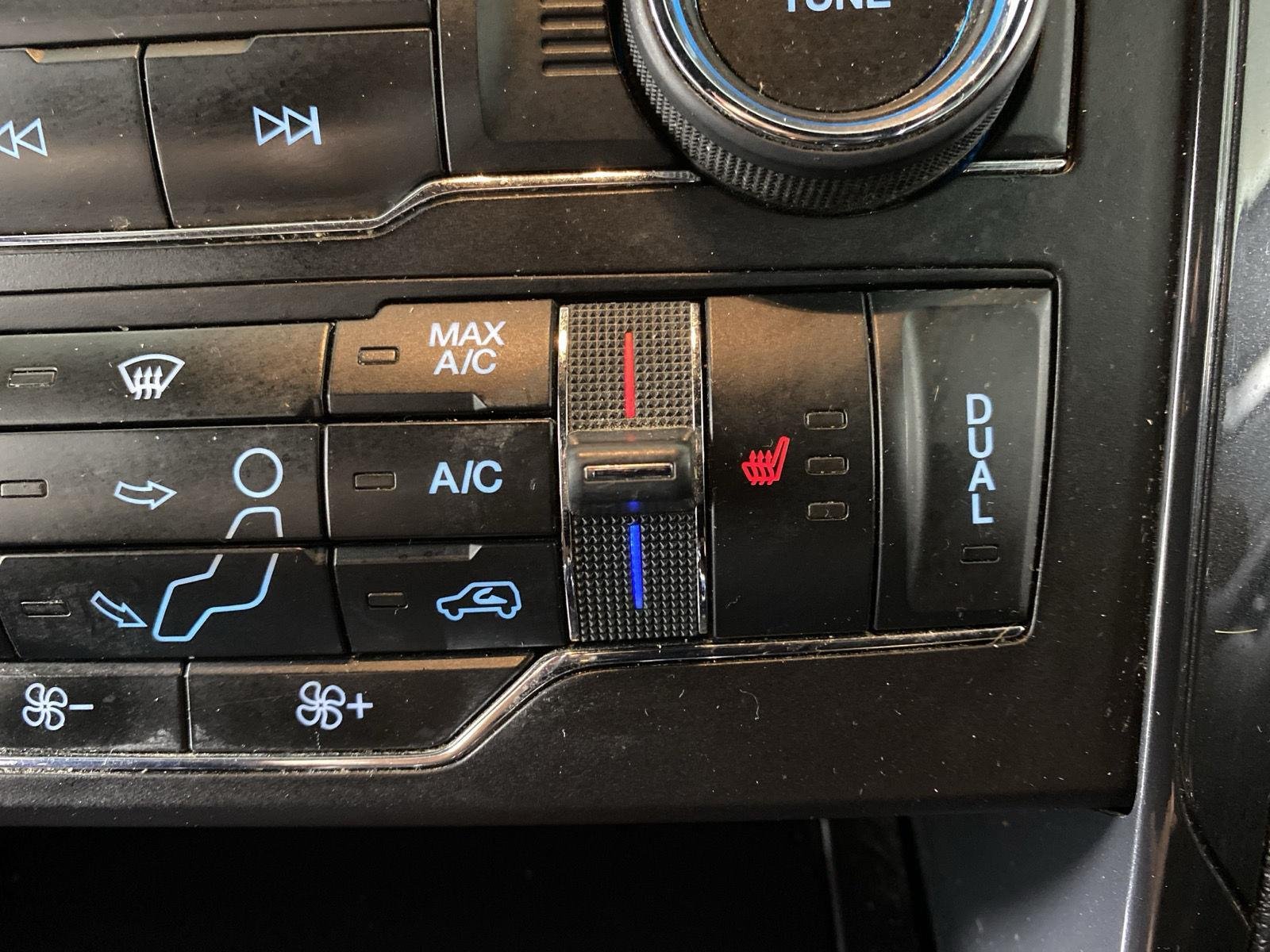 Used 2018 Ingot Silver Ford XLT image 21