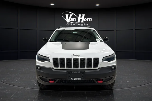 Used 2022 Bright White Clearcoat Jeep Trailhawk image 2