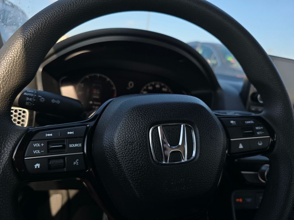 Used 2025 Silver Honda LX image 21