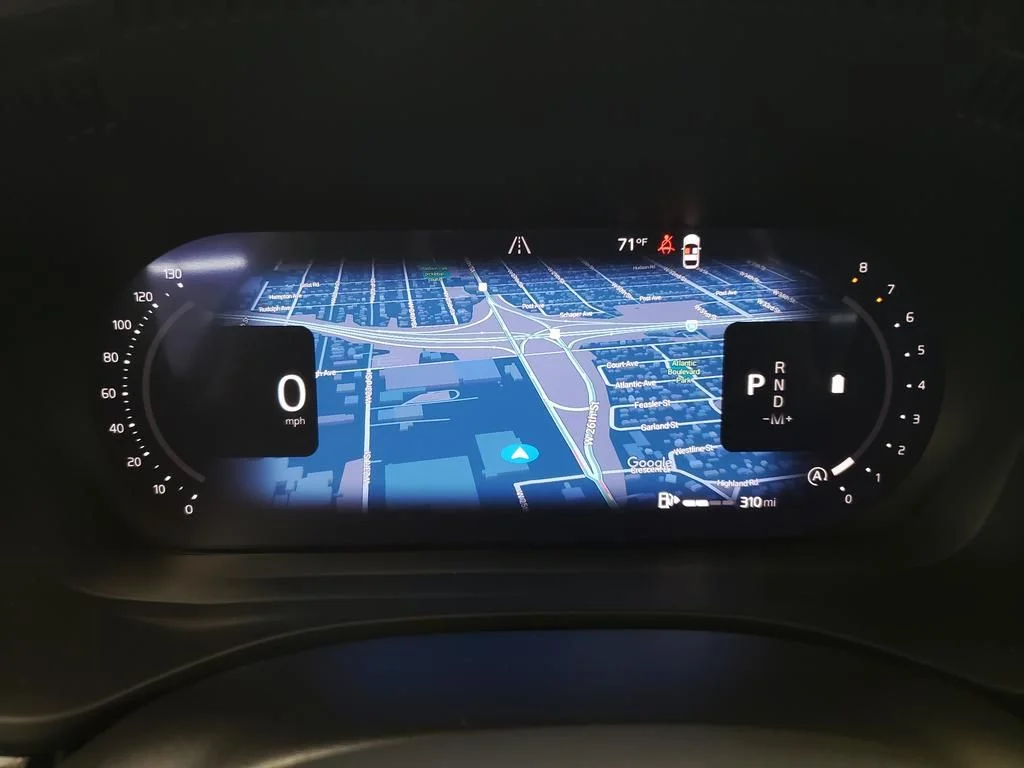 New 2026 Onyx Black Volvo Plus image 25