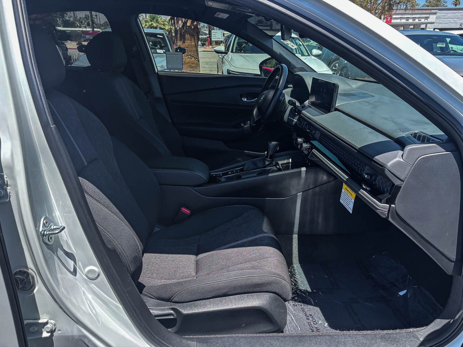 Used 2024  Honda Sport image 18
