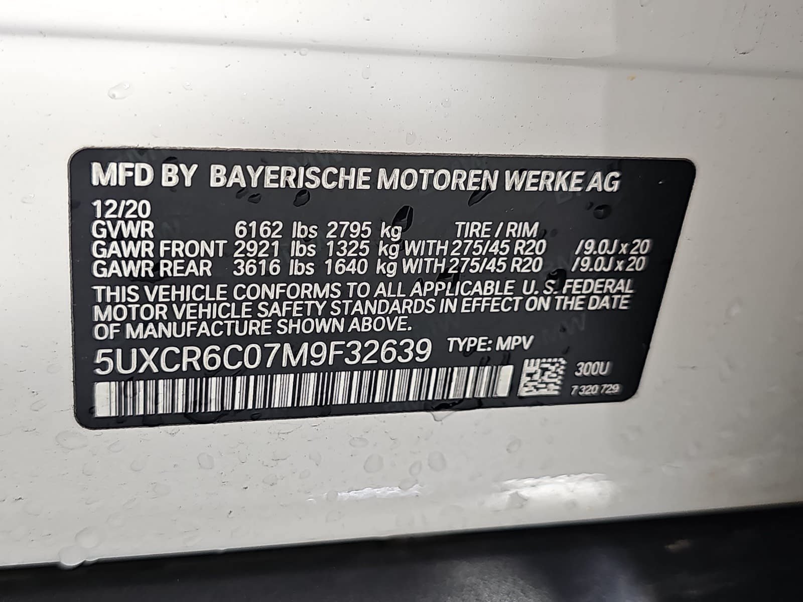 Used 2021 White BMW xDrive40i image 30