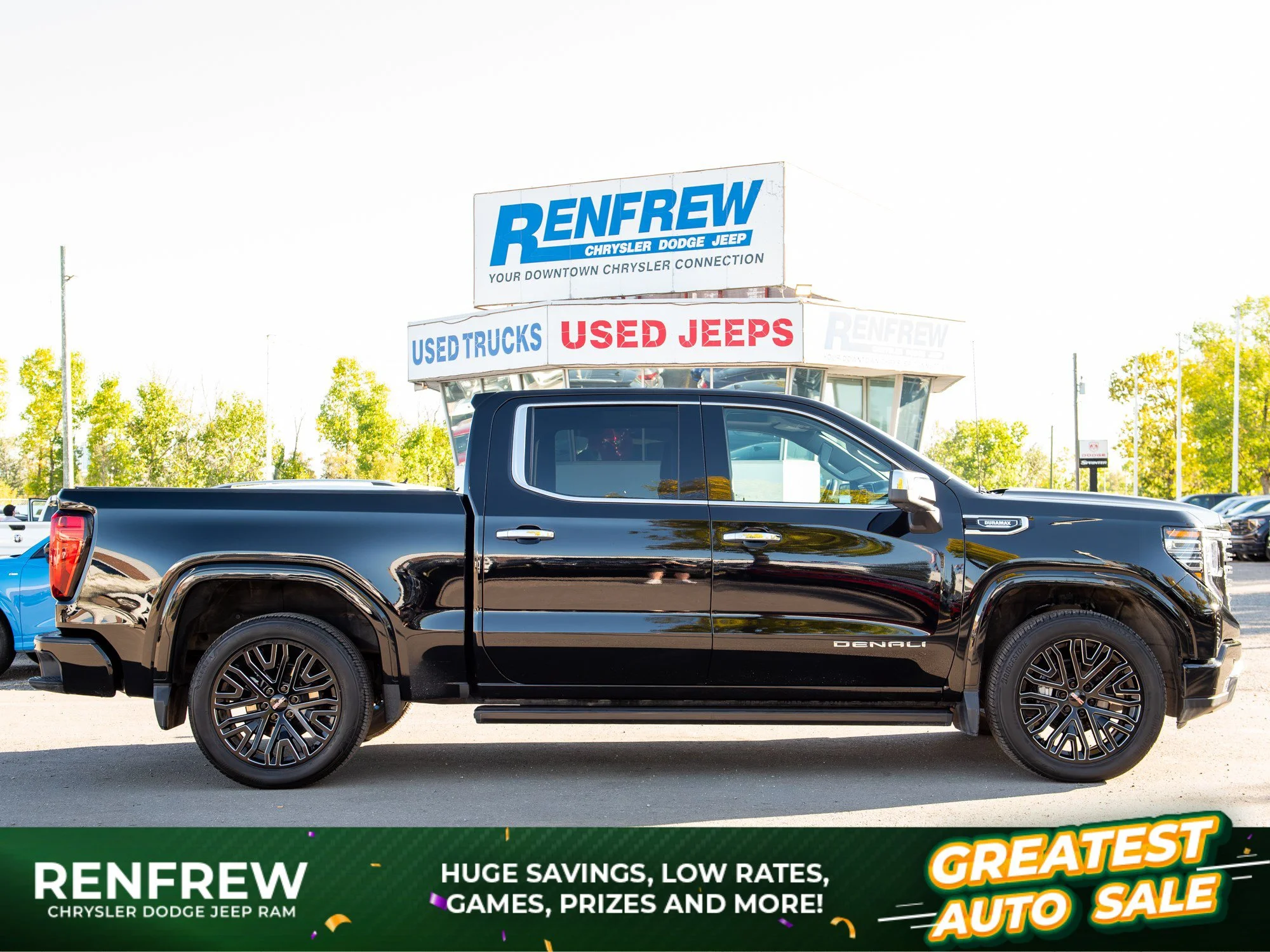 Used 2025 Black GMC Denali* Crew Cab 4x4, Super Cruise, 3.0L Duramax, 305 HP, 495 LB-FT, Sunroof image 1