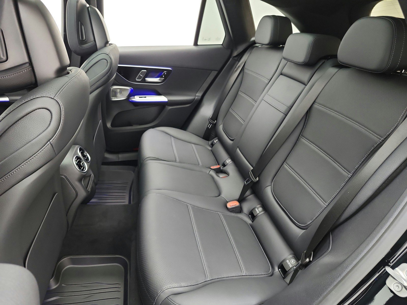 New 2026 Black Mercedes-Benz GLC 300 4MATIC® SUV image 42