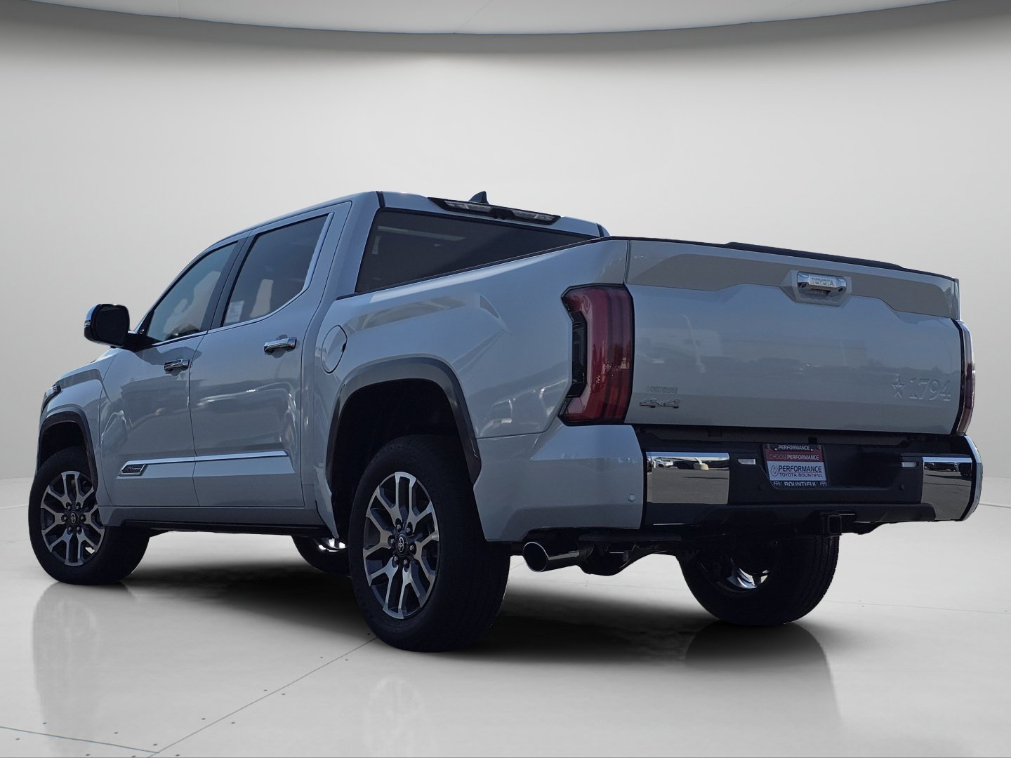 New 2026 Wind Chill Pearl Toyota 1794 Edition image 18