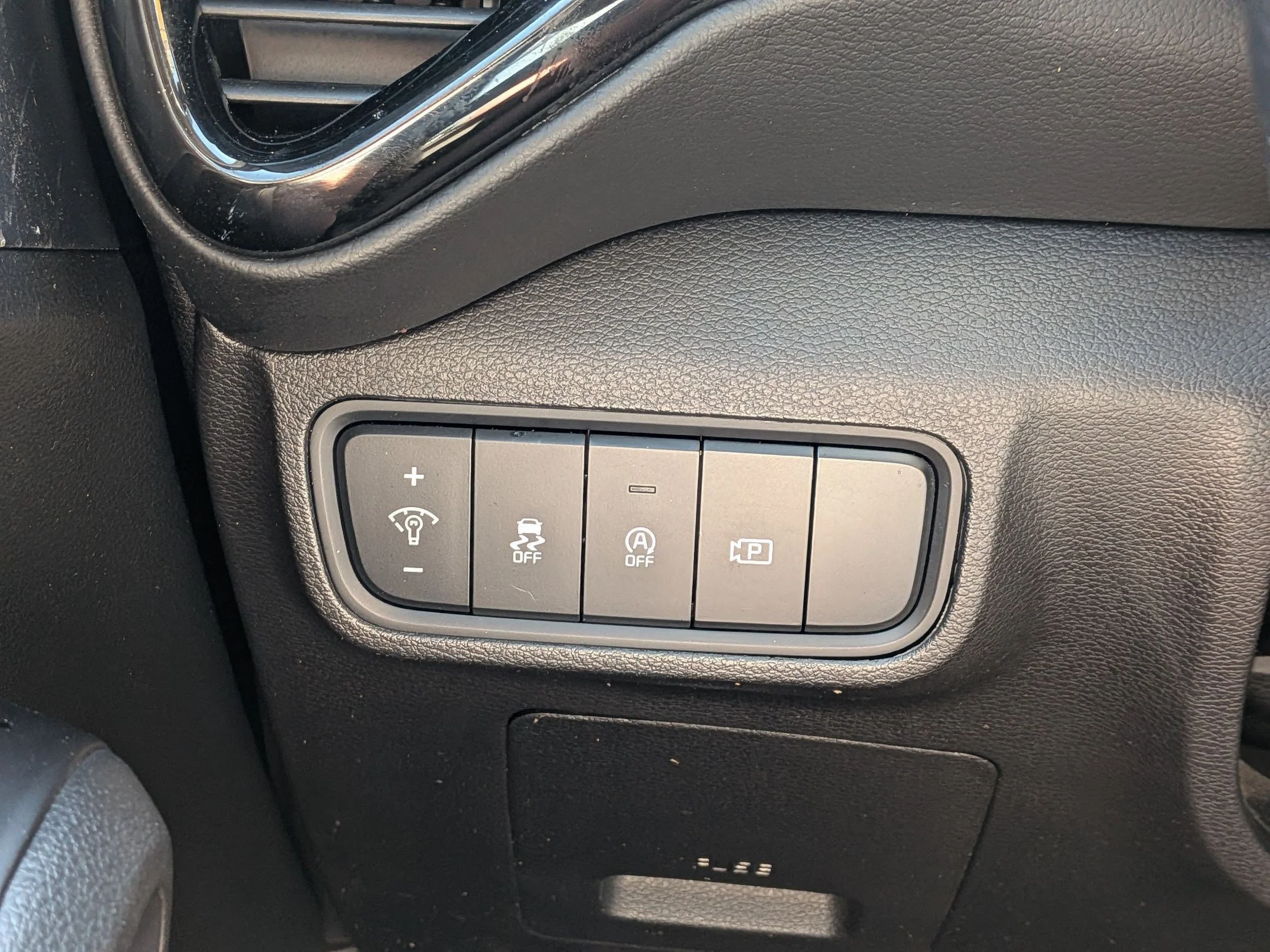 Used 2023 Gravity Gray Kia EX image 17