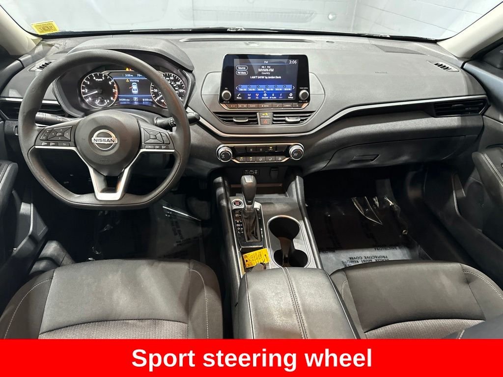 Used 2022 Blue Metallic Nissan 2.5 SV image 8