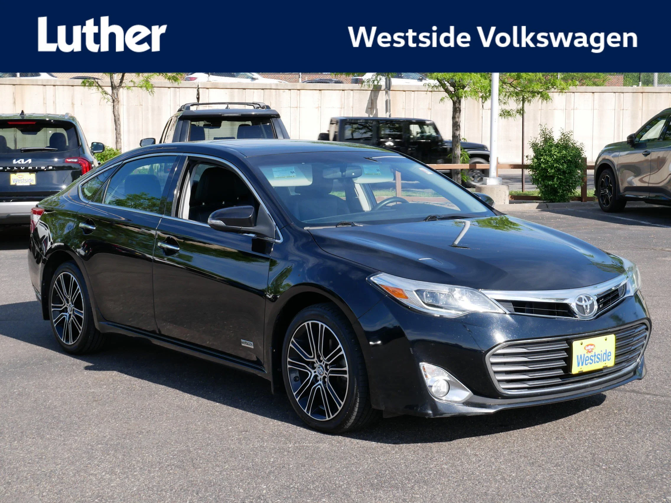 2015 Toyota Avalon's photo