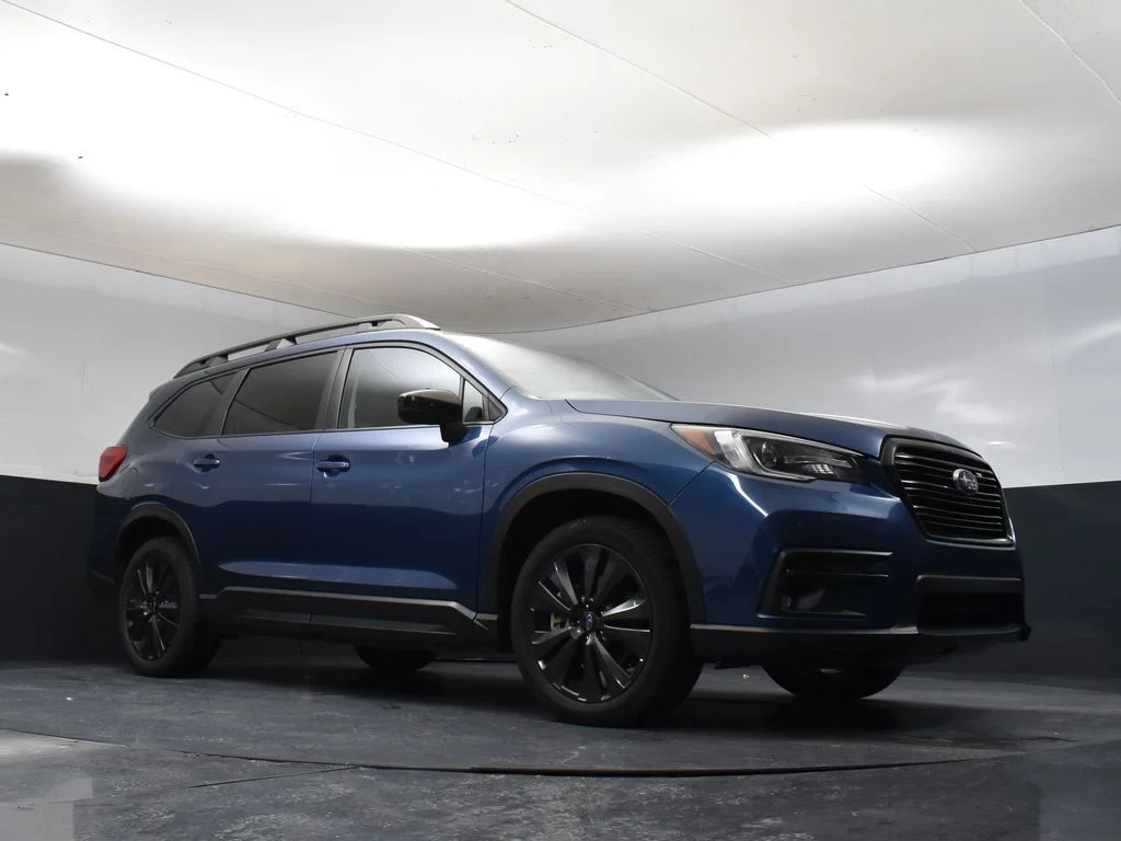 Used 2022 Blue Subaru Onyx Edition image 7