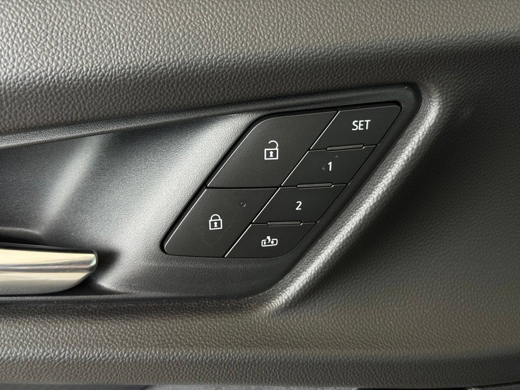 2027 Chevrolet Equinox RS - Photo 26